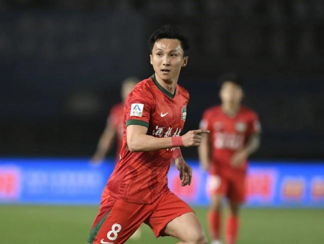 篮球场上“盯人防守”与“区域联防”的融合趋势是否加速推进